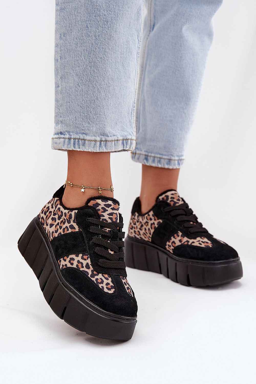 Sport Shoes model 217699